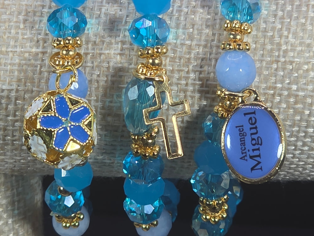 Weekend Stackable Bracelet with Gold Plated Beads, Agate Stones and Czech Crystal For Women - Blue for Clarity, Creativity and Faith