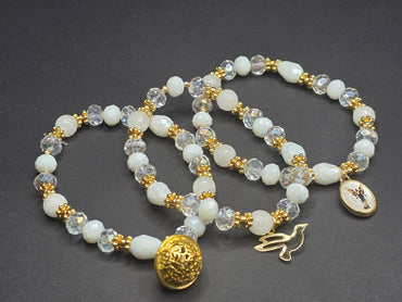 Weekend Stackable Bracelet with Gold Plated Beads, Agate Stones and Czech Crystal For Women - White for Emotions, Reflection and Moon Energy